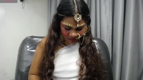 yazhini online show from April 25, 12:51 pm