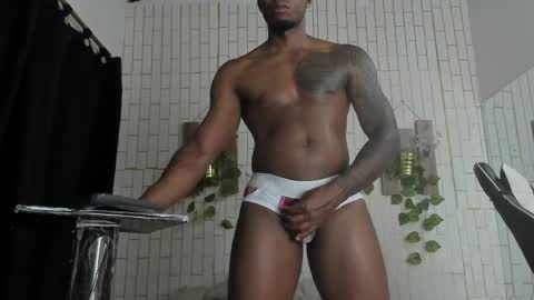 yacksson_lawrence online show from May 5, 3:57 am