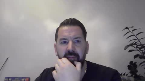 yakijoe online show from November 26, 11:45 pm