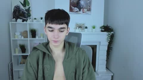 yamitwink online show from December 3, 8:31 pm