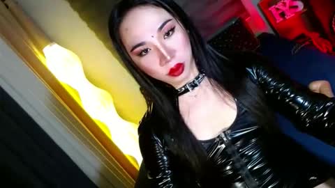 REYAN online show from February 25, 3:43 am