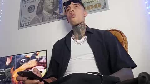 Yan online show from March 10, 1:32 am