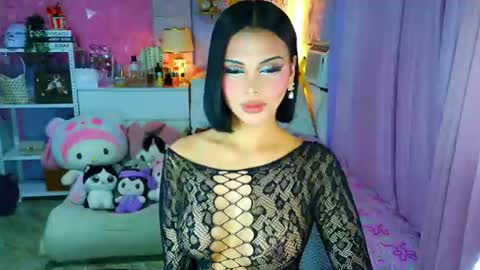 YANG AUDREY LONE online show from June 30, 12:43 am