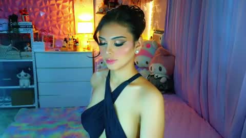 YANG AUDREY LONE online show from July 30, 1:39 am
