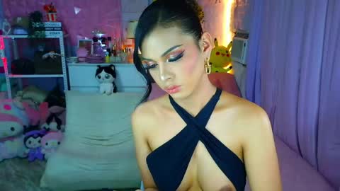 YANG AUDREY LONE online show from April 25, 2:47 am