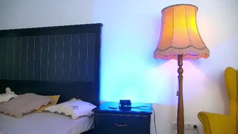 yanira_ass_ online show from June 15, 4:04 am