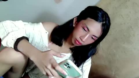 yannafucks online show from November 28, 10:33 am