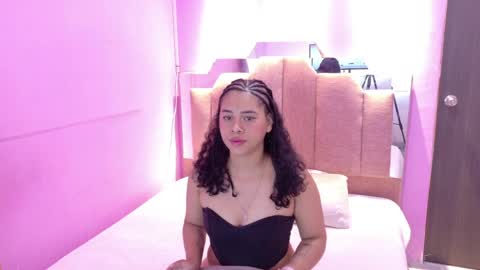 yara10_ online show from April 9, 11:49 am