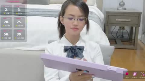 Yasmien Atos online show from July 9, 1:37 pm