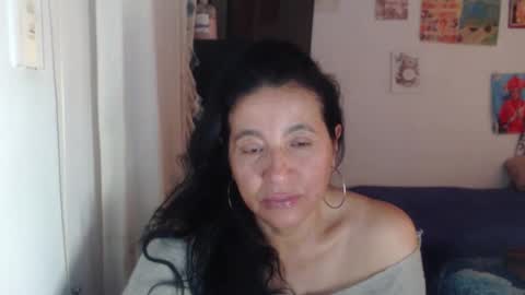 yasmin_love85 online show from April 13, 2:32 pm
