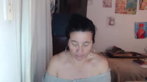 yasmin_love85 online show from October 10, 7:41 pm