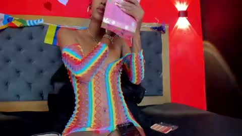 YAYA online show from June 27, 5:57 am