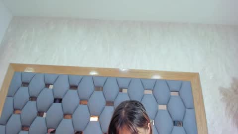 yayi derek  online show from November 16, 11:45 am