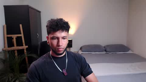 yeff online show from May 1, 12:48 am