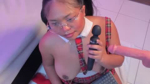 yeika_foxy online show from August 1, 11:45 am