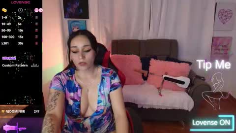 Snapshot of yeliana_sexy chatting on September 14, 8:16 am Valery online show from September 14, 8:16 am