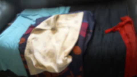 .     y e l l o w s n a k e s       . online show from December 21, 8:48 pm