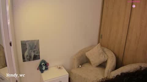 yendy_wc online show from February 4, 2:21 pm