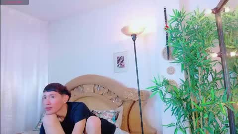 yeremmy_twink online show from June 5, 7:19 pm