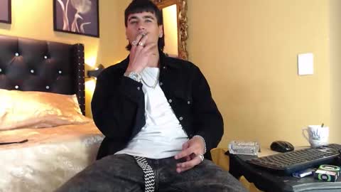 Yerk online show from November 25, 5:17 am