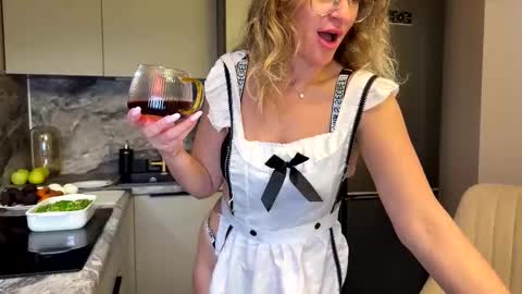 Zlata online show from October 11, 6:33 pm