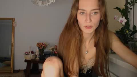 Zoe online show from February 11, 9:29 pm