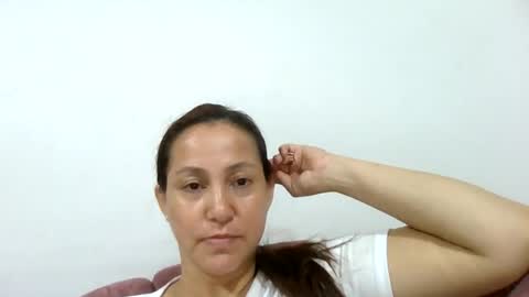 yessica and andres online show from June 15, 4:48 am