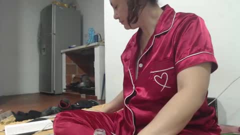 yessica and andres online show from April 29, 5:34 am
