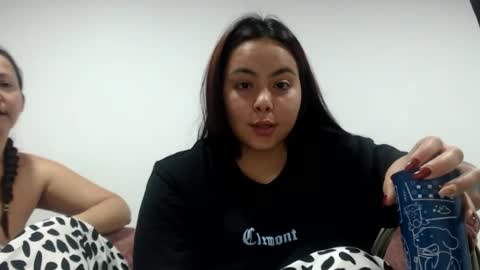 yessica and andres online show from July 16, 2:37 am