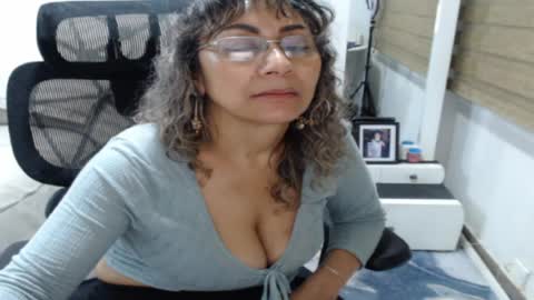 jessy online show from July 5, 4:19 am