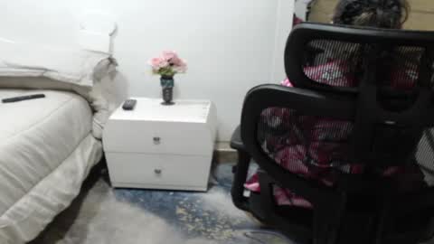 jessy online show from June 25, 2:30 am