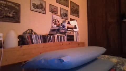 yeti_92 online show from March 5, 5:29 pm