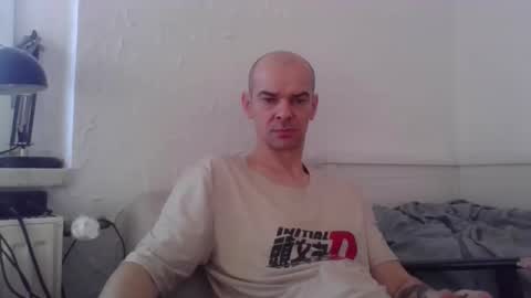 yewloo online show from March 7, 7:41 am