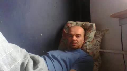 yewloo online show from October 16, 6:35 am