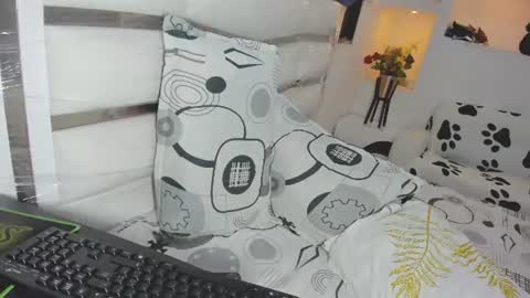 YINAROSS online show from July 17, 4:31 pm