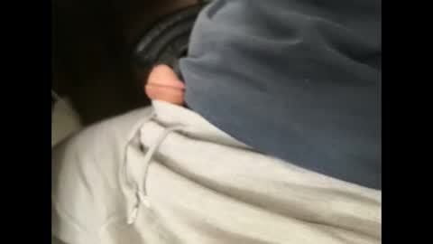 ymustlovusmygigandicus online show from January 8, 12:33 pm