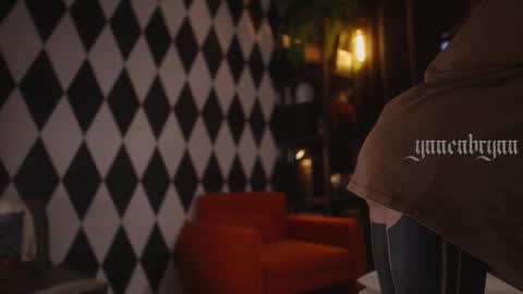 ynnenbrynn online show from November 7, 10:29 am