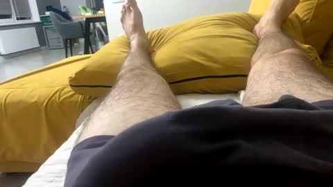 Giannis online show from October 1, 10:30 pm