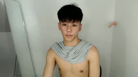 ynotyu online show from May 1, 1:10 am