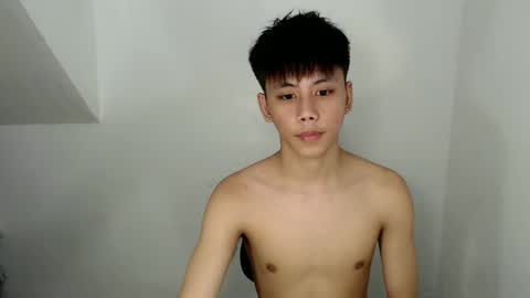 ynotyu online show from April 30, 12:26 am