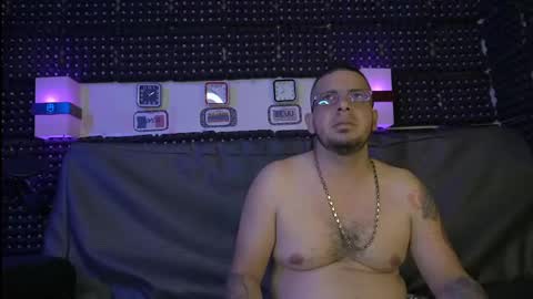 dulceandyors online show from February 10, 12:52 am