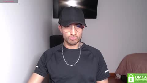 yoshy_man online show from March 12, 4:27 am