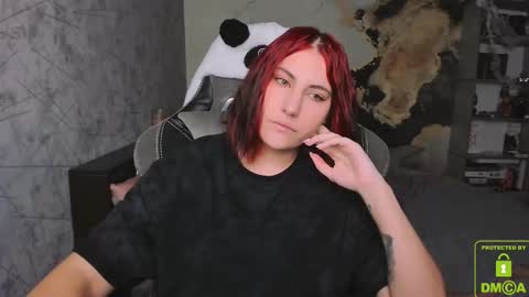 Snapshot of you_lika chatting on October 25, 5:57 pm Lika online show from October 25, 5:57 pm