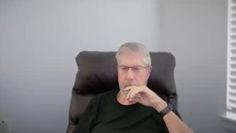 Colorado Guy Straight online show from March 2, 6:47 pm