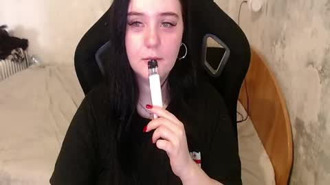 your_8a8y online show from April 25, 1:41 pm