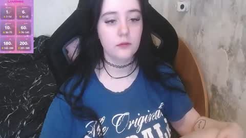your_8a8y online show from June 23, 12:22 pm