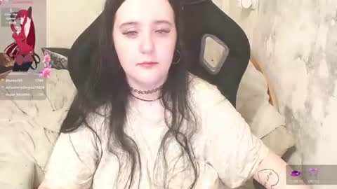 your_8a8y online show from July 28, 7:39 pm
