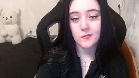 your_8a8y online show from December 2, 12:46 pm