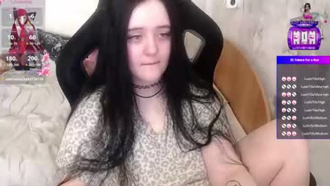 your_8a8y online show from July 23, 5:38 am