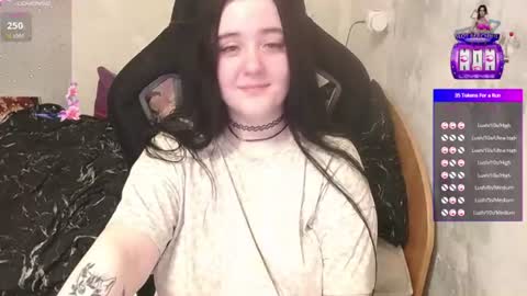 your_8a8y online show from July 12, 9:51 pm